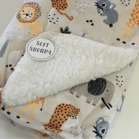 NEW Baby Blanket Super Soft Cozy Sherpa Animal Theme Baby Gift | Cuddly Friends - Picture 6 of 6